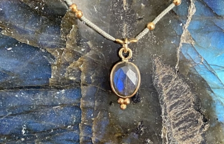 Litho – Labradorite